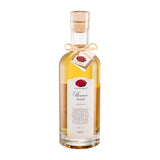 Pflaumenbrand aus dem Holzfass